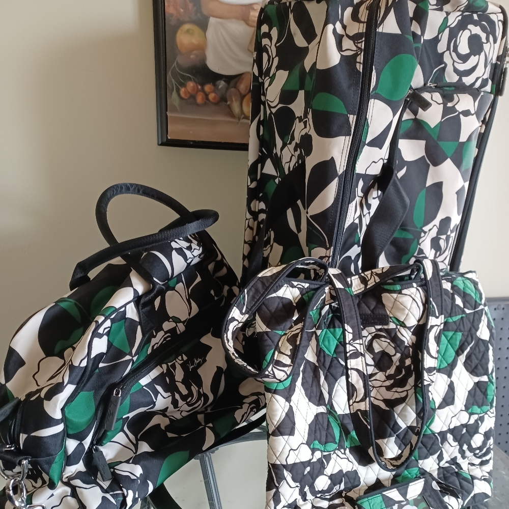 Vera Bradley Luggage set
